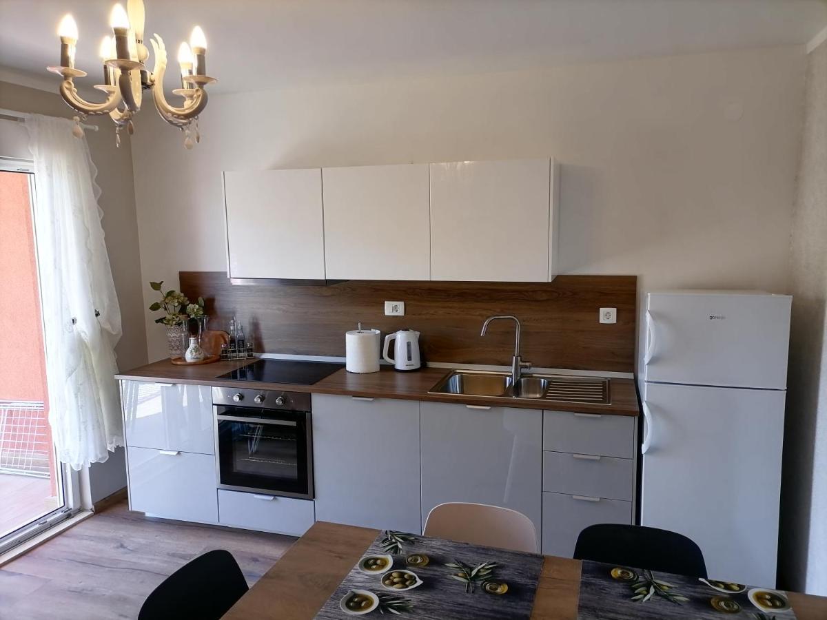 Apartments Lalic Тучепи Экстерьер фото